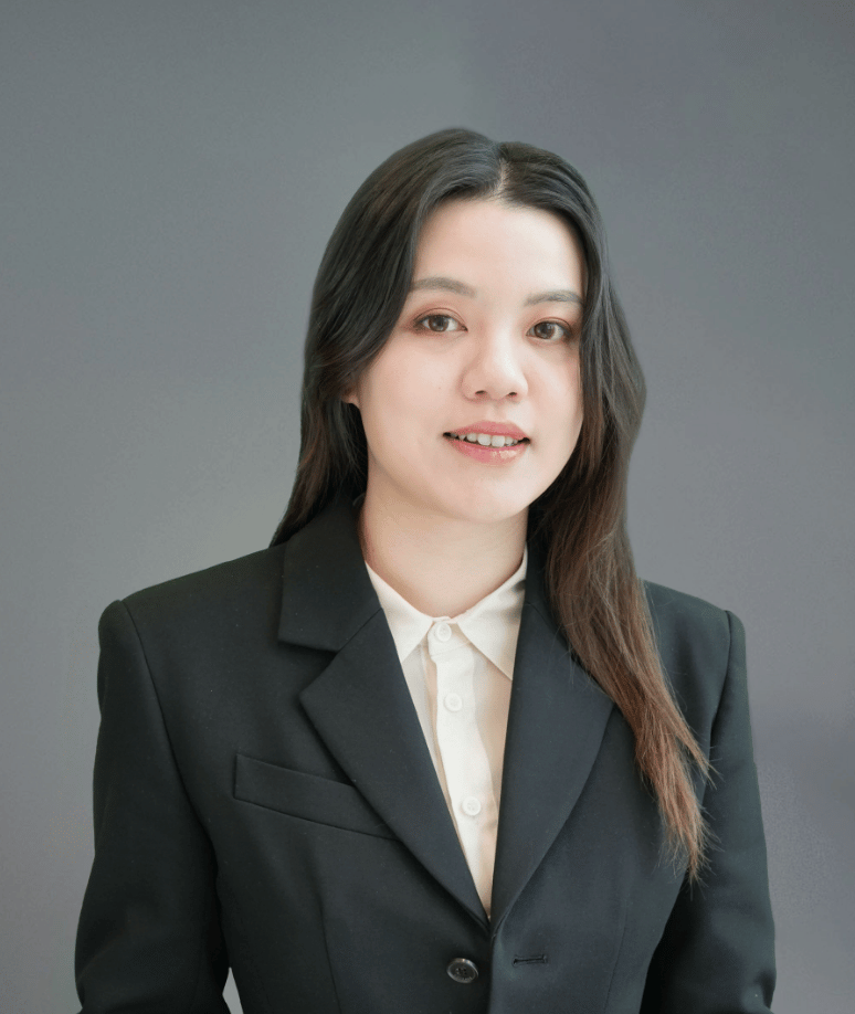 olena-li-headshot